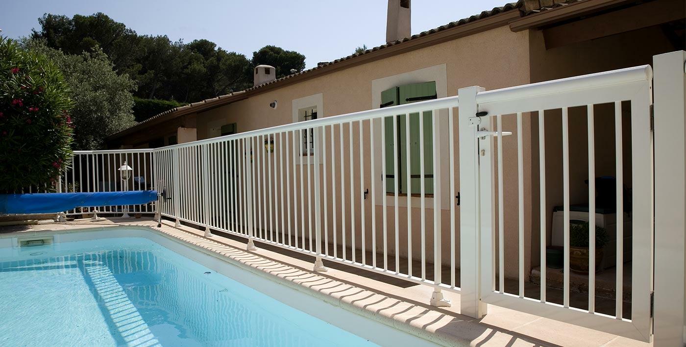 Barrière de piscine aluminium Macassar